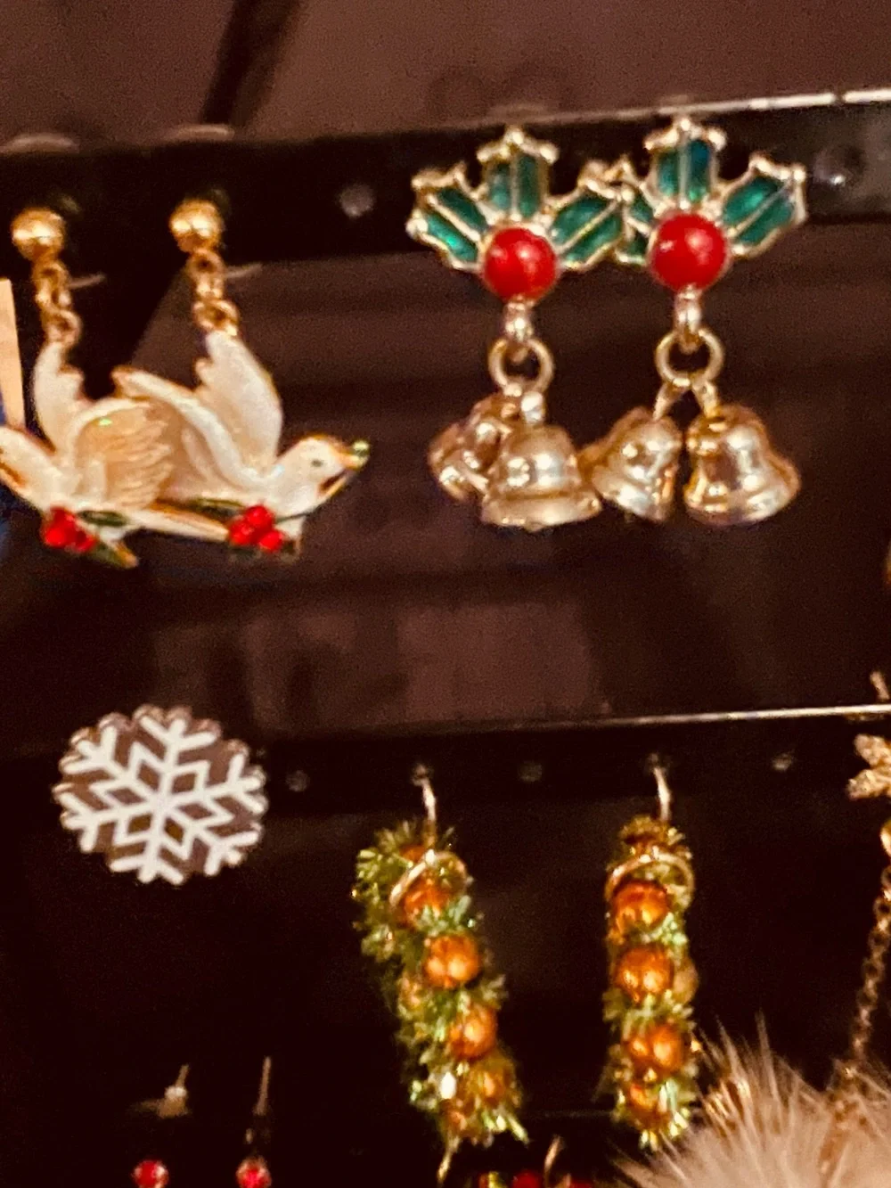 Unbranded metal snowflakes